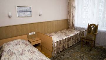 Фото номера Номер стандарт с 2 односпальными кроватями Гостиница Рижская г. Псков 2