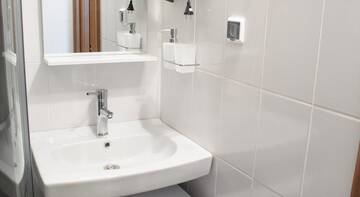 Фото номера Апартаменты Делюкс Гостиница RiverSide Apartments г. Псков 9