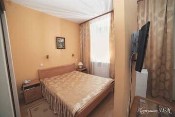 Фото номера Номер полулюкс Гостиница Каркушин Дом г. Псков 3
